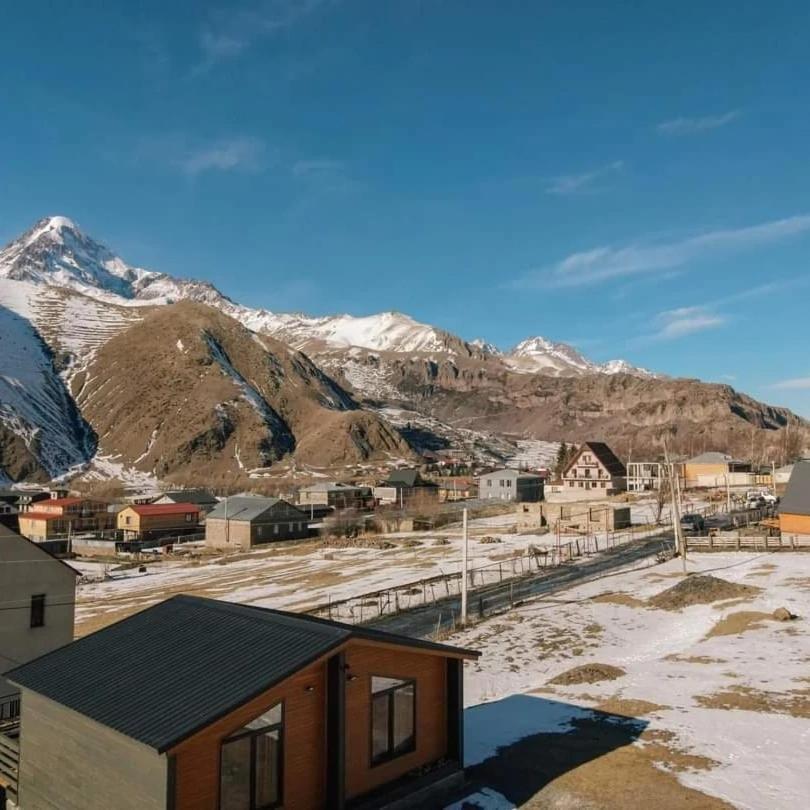 Same Cottage Kazbegi Eksteriør billede